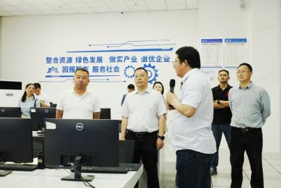 乐山市政协提案委赴蜀能矿产磷酸铁锂厂调研