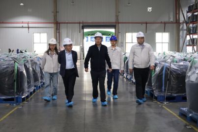 蜀能矿产与比亚迪弗迪电池召开磷酸铁锂厂生产经营座谈会